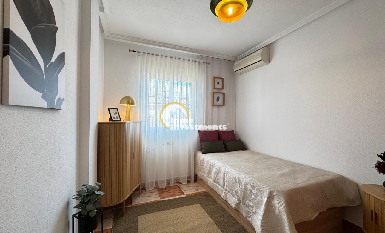 Resale - Villa - Orihuela Costa - Lomas de Cabo Roig-Los Dolses