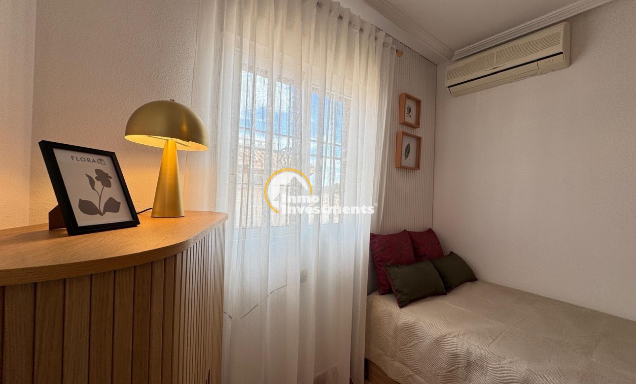 Resale - Villa - Orihuela Costa - Lomas de Cabo Roig-Los Dolses