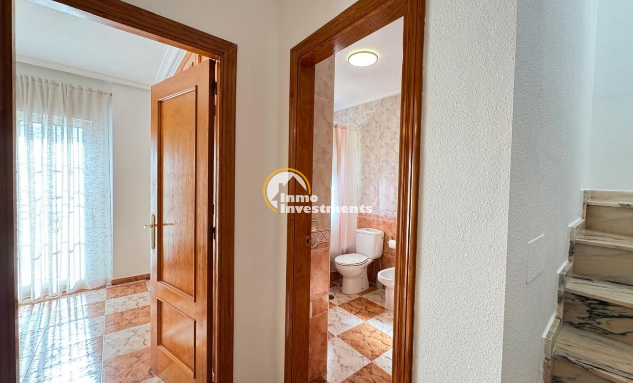 Resale - Villa - Orihuela Costa - Lomas de Cabo Roig-Los Dolses