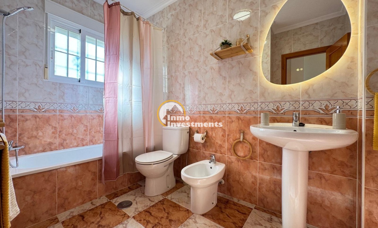 Resale - Villa - Orihuela Costa - Lomas de Cabo Roig-Los Dolses