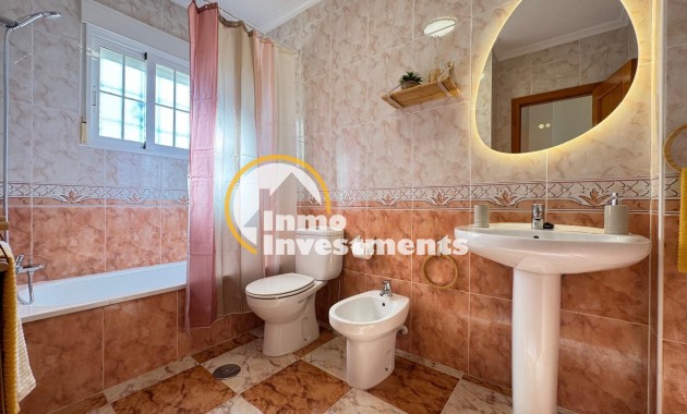 Resale - Villa - Orihuela Costa - Lomas de Cabo Roig-Los Dolses