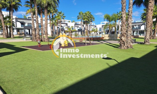 Resale - Bungalow - Orihuela Costa - La Zenia