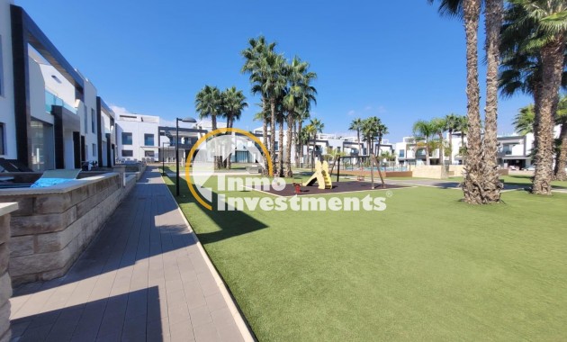 Resale - Bungalow - Orihuela Costa - La Zenia