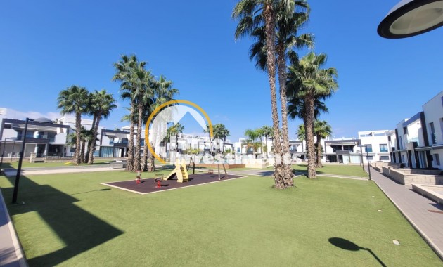 Resale - Bungalow - Orihuela Costa - La Zenia