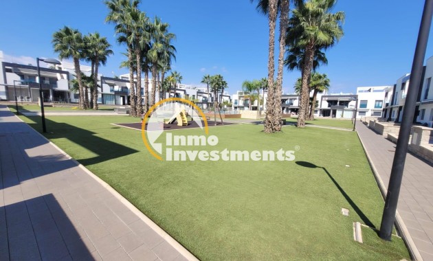 Resale - Bungalow - Orihuela Costa - La Zenia