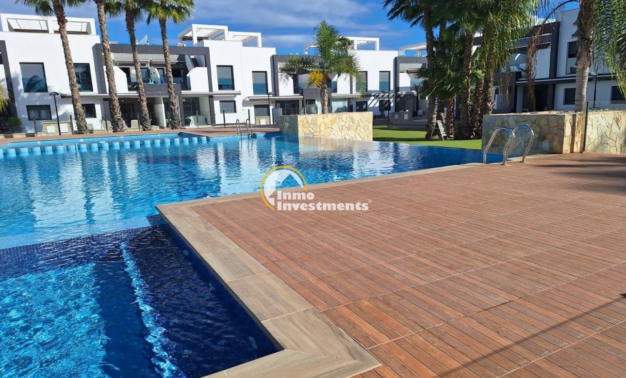 Resale - Bungalow - Orihuela Costa - La Zenia
