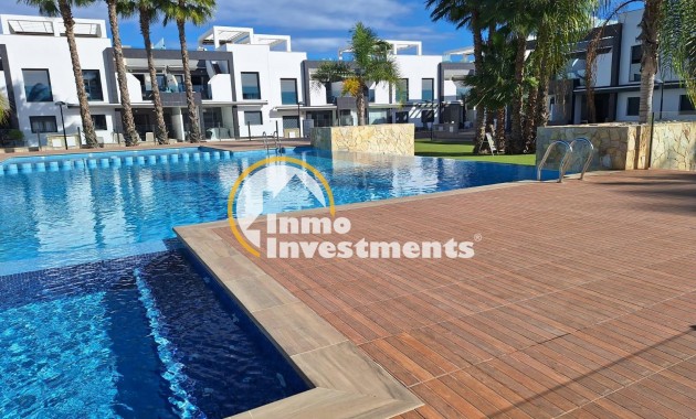 Resale - Bungalow - Orihuela Costa - La Zenia