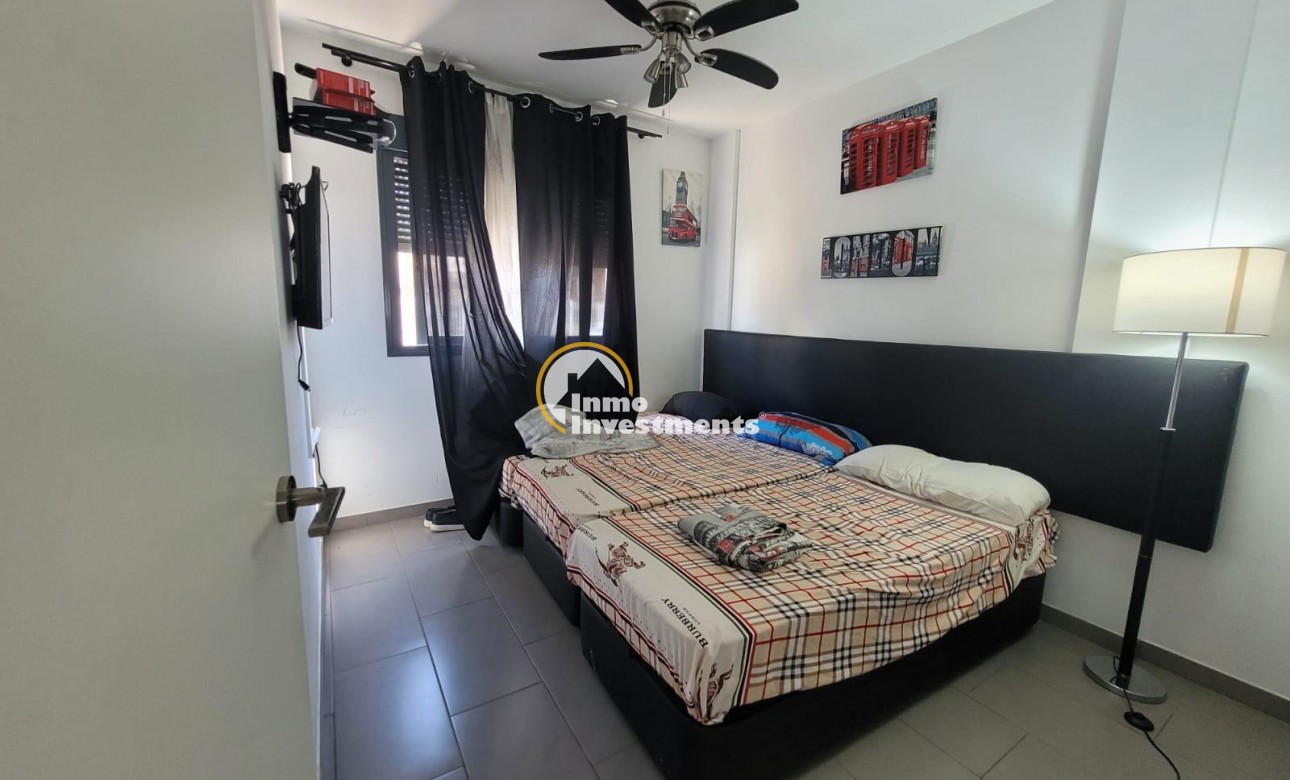Resale - Bungalow - Orihuela Costa - La Zenia