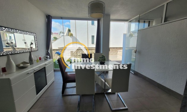 Resale - Bungalow - Orihuela Costa - La Zenia