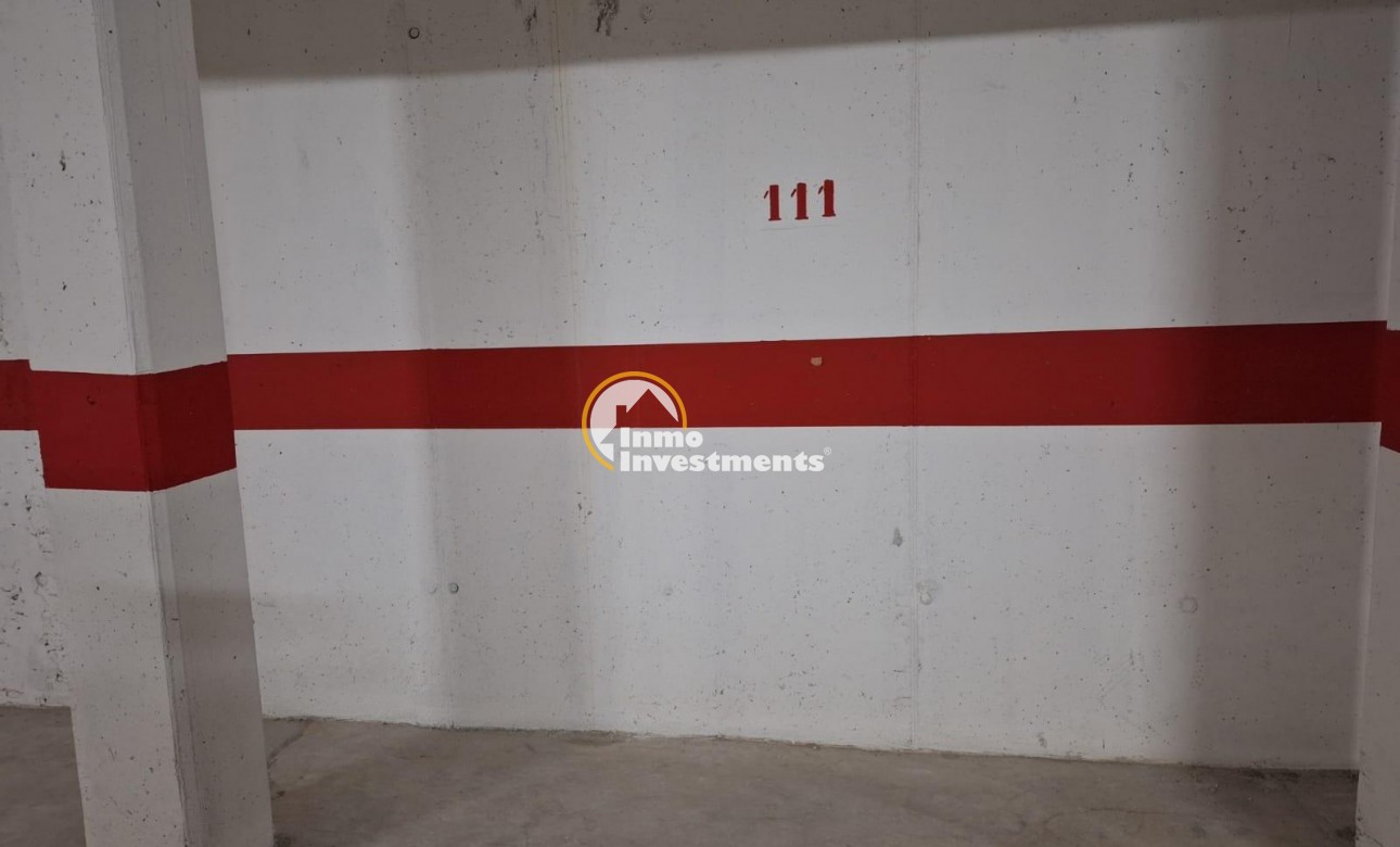 Resale - Bungalow - Orihuela Costa - La Zenia