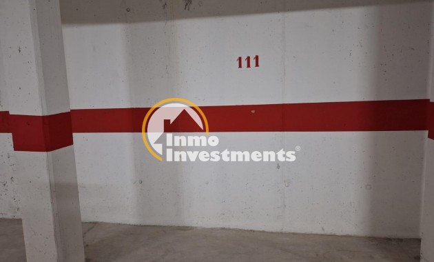 Resale - Bungalow - Orihuela Costa - La Zenia