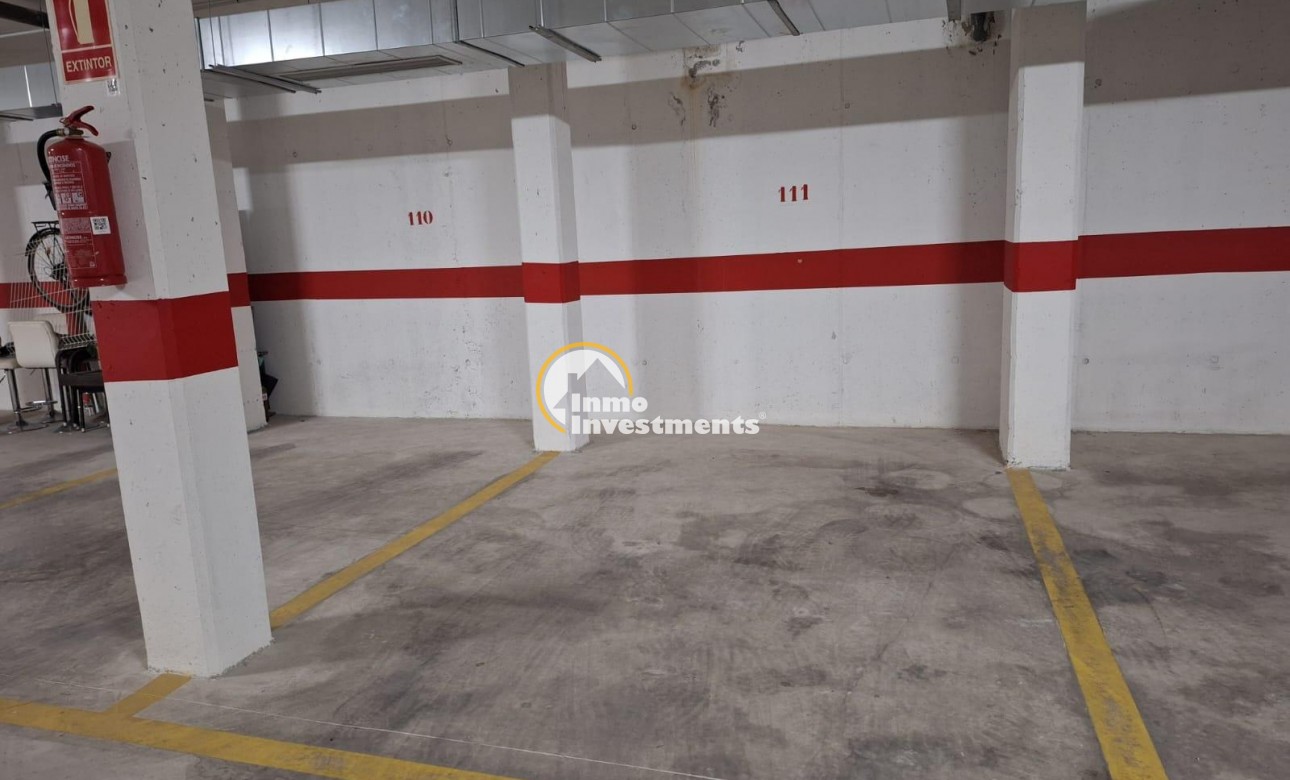 Resale - Bungalow - Orihuela Costa - La Zenia