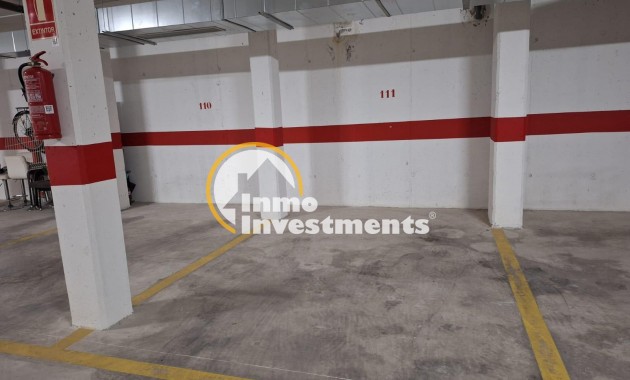 Resale - Bungalow - Orihuela Costa - La Zenia