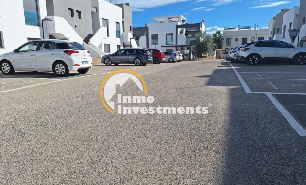 Resale - Bungalow - Orihuela Costa - La Zenia