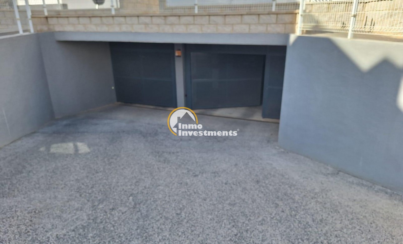 Resale - Bungalow - Orihuela Costa - La Zenia