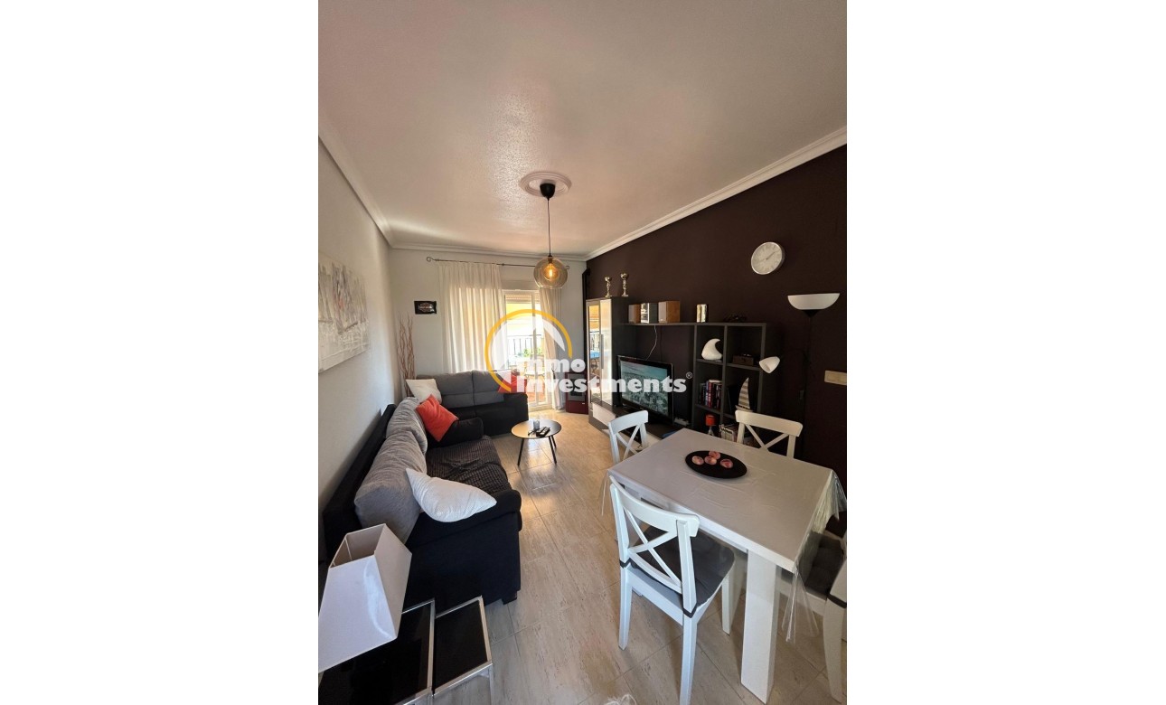 Reventa - Apartamento - Torrevieja - Aguas Nuevas