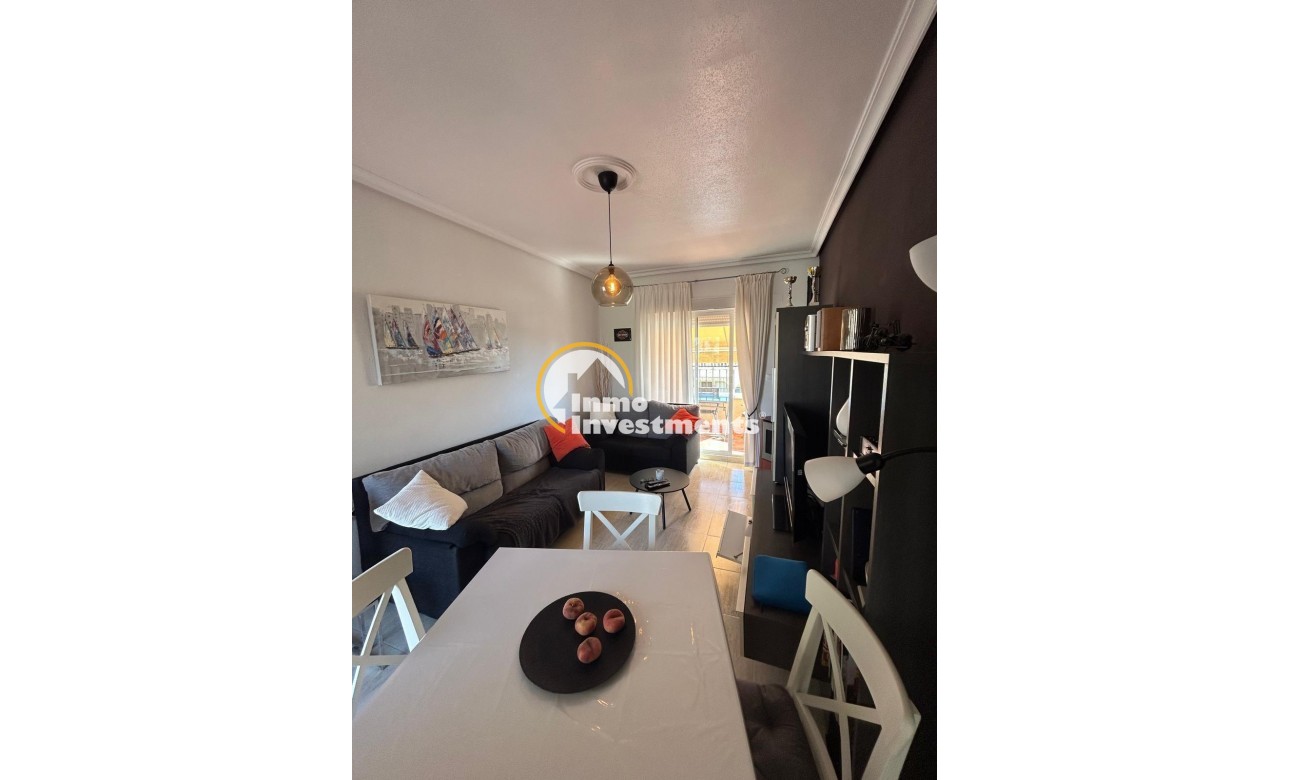 Reventa - Apartamento - Torrevieja - Aguas Nuevas