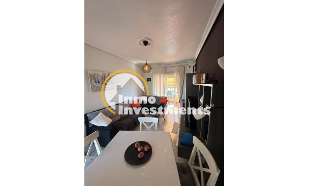 Reventa - Apartamento - Torrevieja - Aguas Nuevas