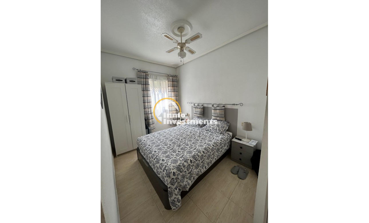 Reventa - Apartamento - Torrevieja - Aguas Nuevas