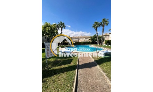 Reventa - Apartamento - Torrevieja - Aguas Nuevas