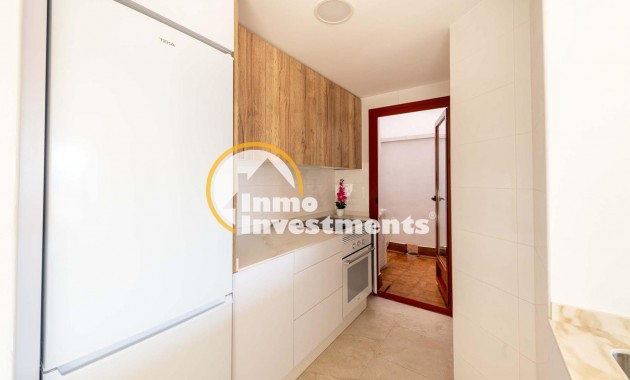 Reventa - Apartamento - Avileses - Jerónimo Y Avileses