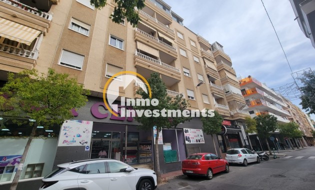 Till salu - Lägenhet - Torrevieja - Estacion de autobuses