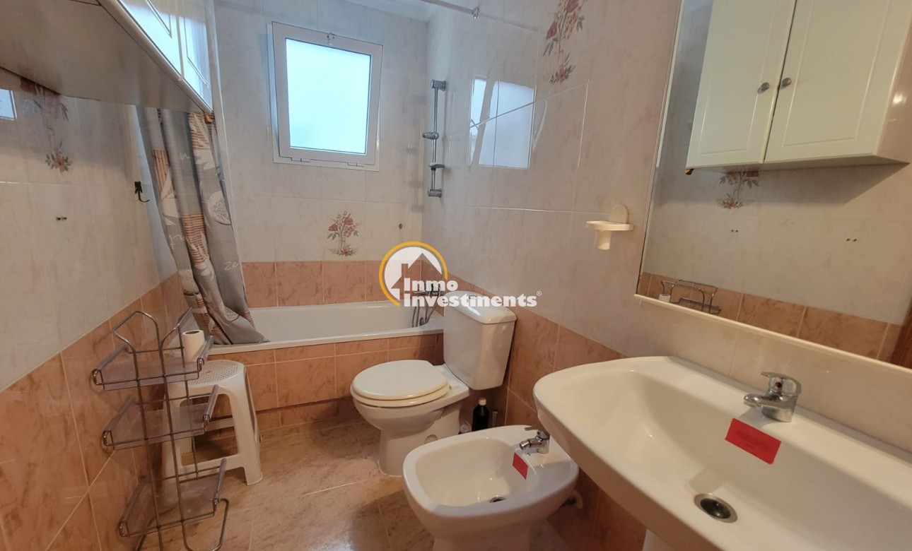 Till salu - Lägenhet - Torrevieja - Estacion de autobuses