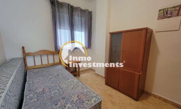 Till salu - Lägenhet - Torrevieja - Estacion de autobuses