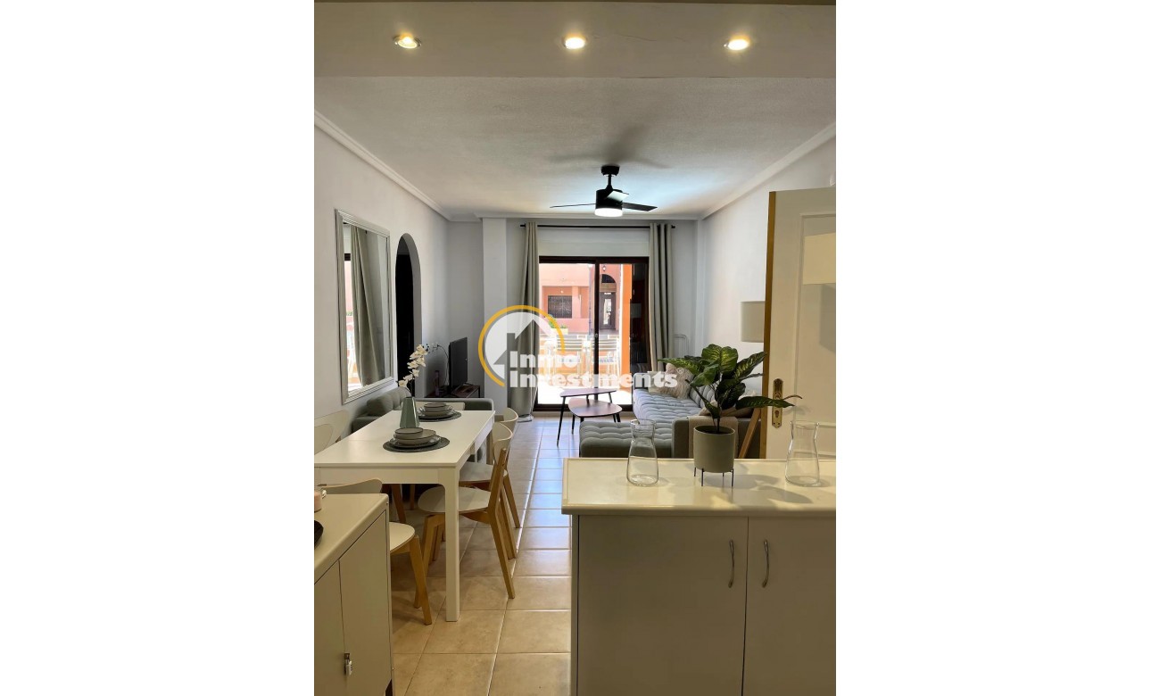 Resale - Apartment - Torrevieja - Los Frutales