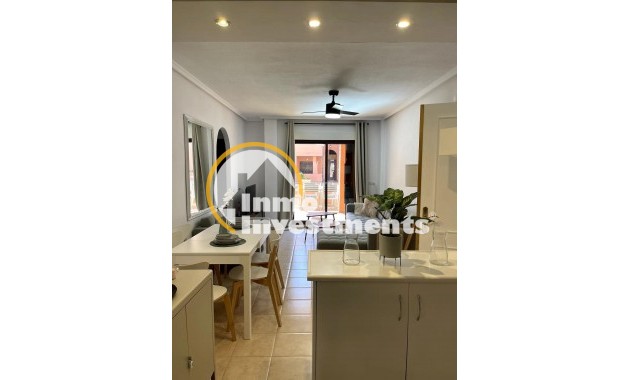 Resale - Apartment - Torrevieja - Los Frutales