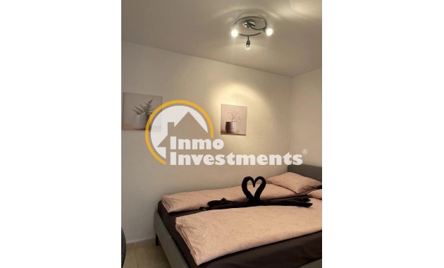 Resale - Apartment - Torrevieja - Los Frutales