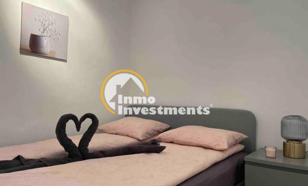 Resale - Apartment - Torrevieja - Los Frutales