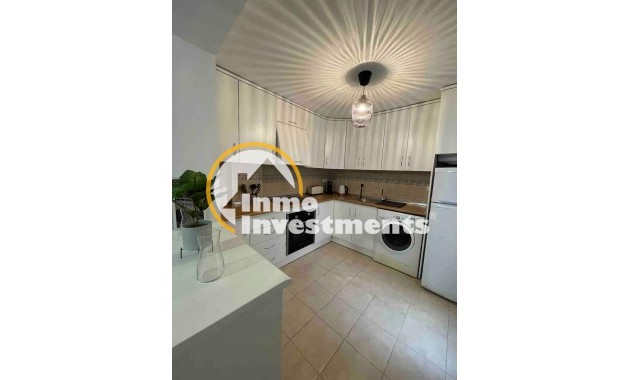 Resale - Apartment - Torrevieja - Los Frutales