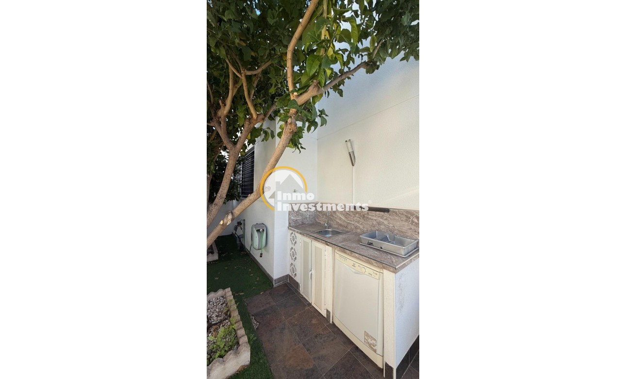 Reventa - Chalet independiente - Torrevieja - Aguas Nuevas