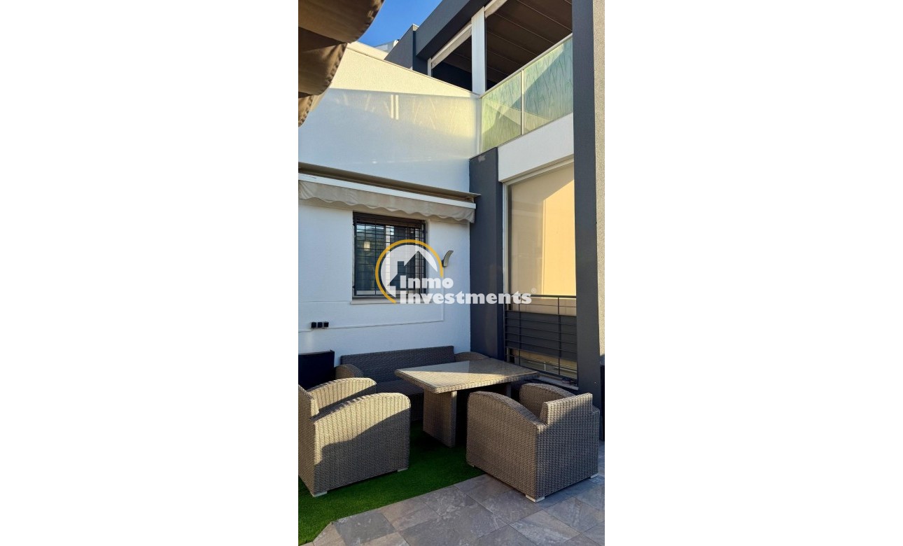 Reventa - Chalet independiente - Torrevieja - Aguas Nuevas