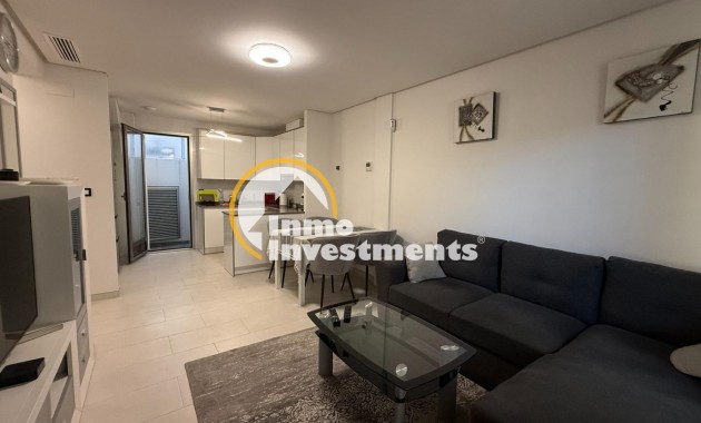 Reventa - Chalet independiente - Torrevieja - Aguas Nuevas