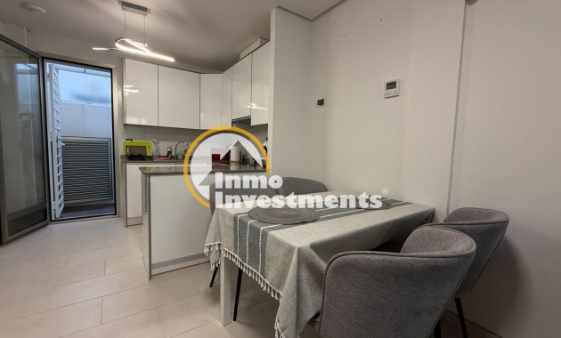 Reventa - Chalet independiente - Torrevieja - Aguas Nuevas