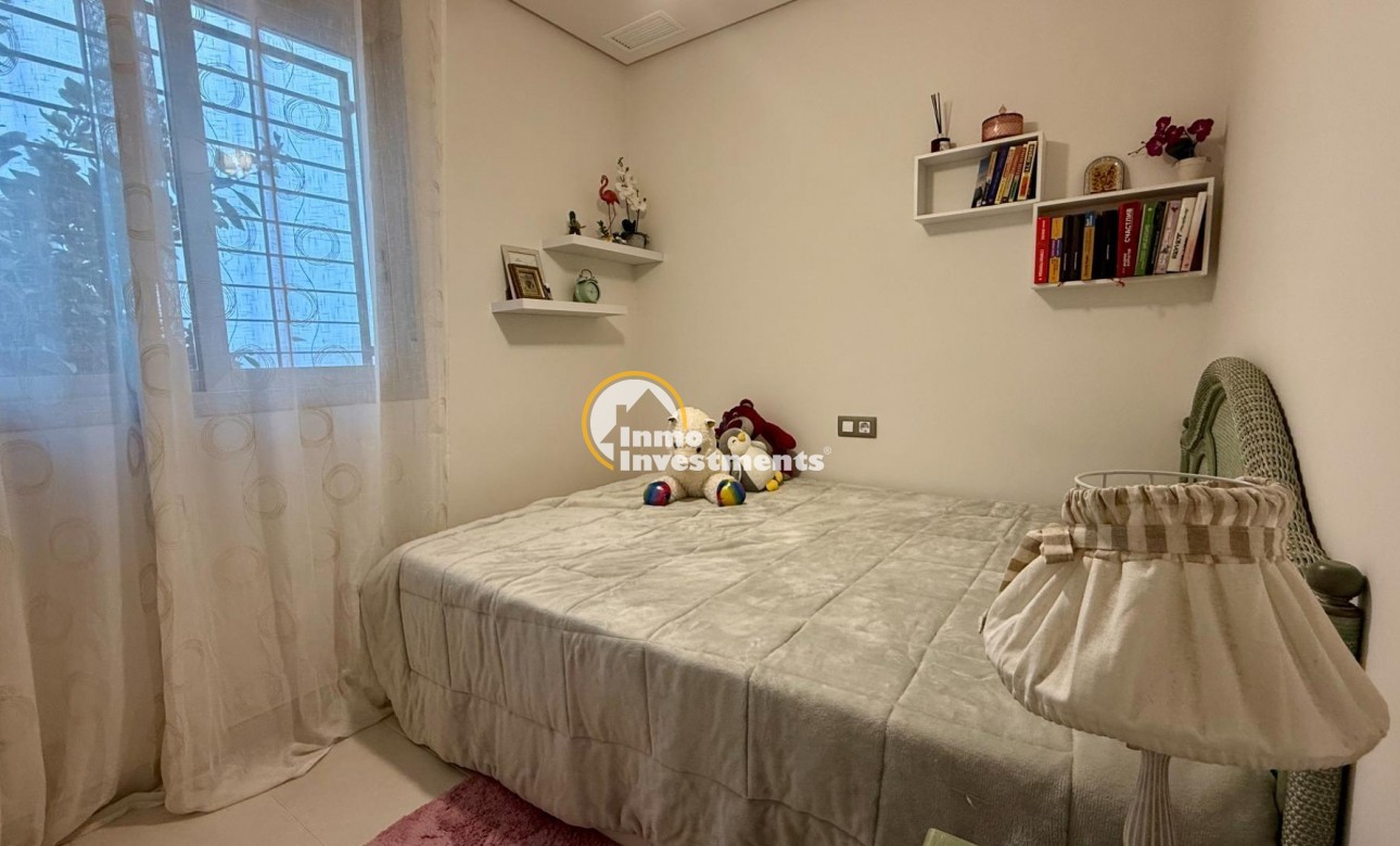 Reventa - Chalet independiente - Torrevieja - Aguas Nuevas