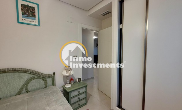 Reventa - Chalet independiente - Torrevieja - Aguas Nuevas