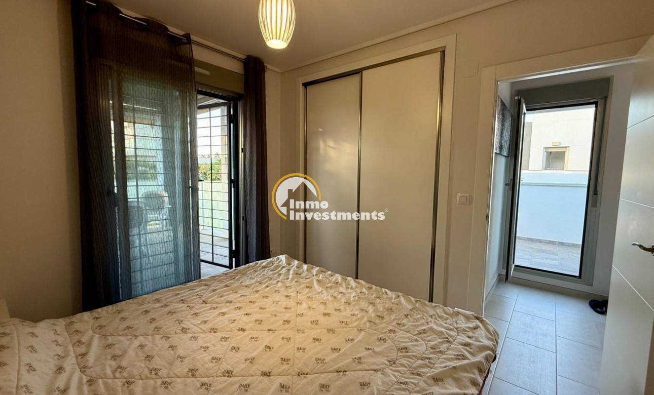 Reventa - Chalet independiente - Torrevieja - Aguas Nuevas