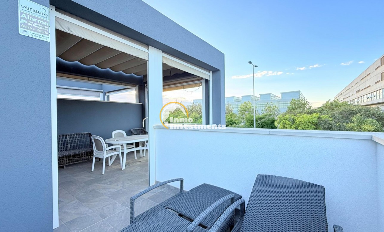 Reventa - Chalet independiente - Torrevieja - Aguas Nuevas