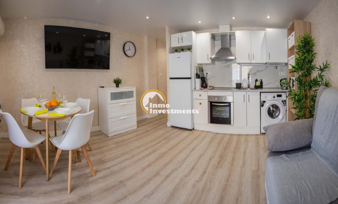 Reventa - Apartamento - Torrevieja - Estacion de autobuses