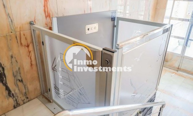 Reventa - Apartamento - Torrevieja - Estacion de autobuses