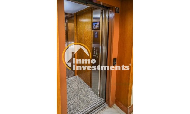 Reventa - Apartamento - Torrevieja - Estacion de autobuses