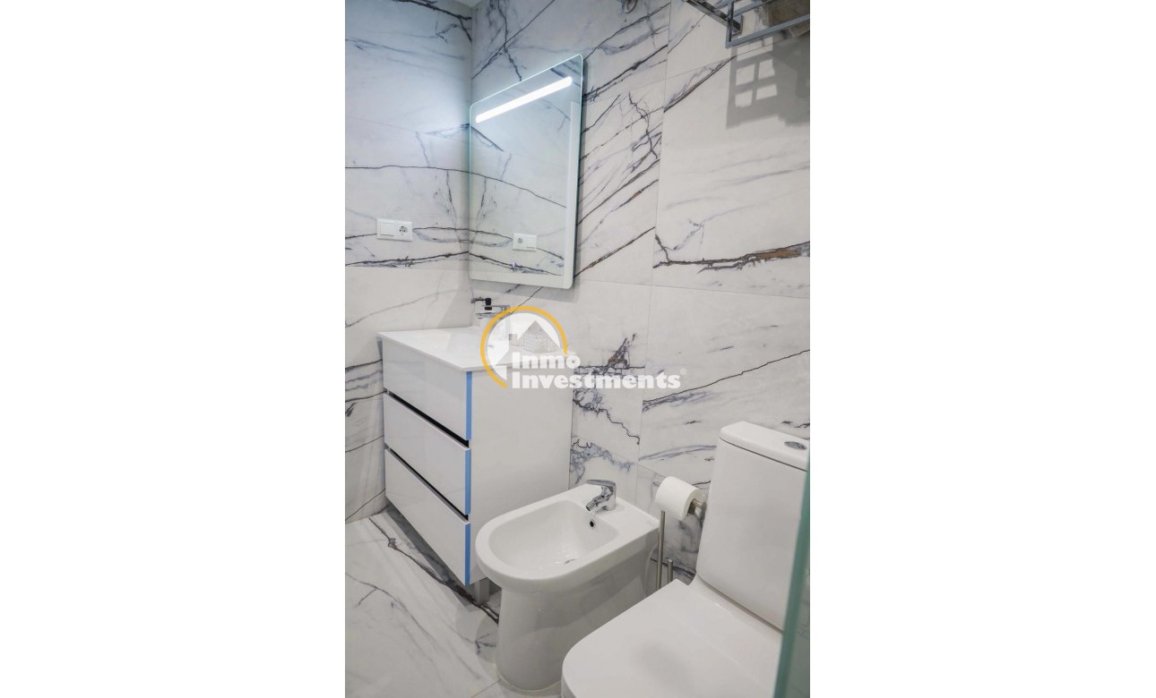 Reventa - Apartamento - Torrevieja - Estacion de autobuses