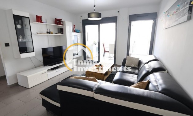 Resale - Apartment - Orihuela Costa - La Zenia