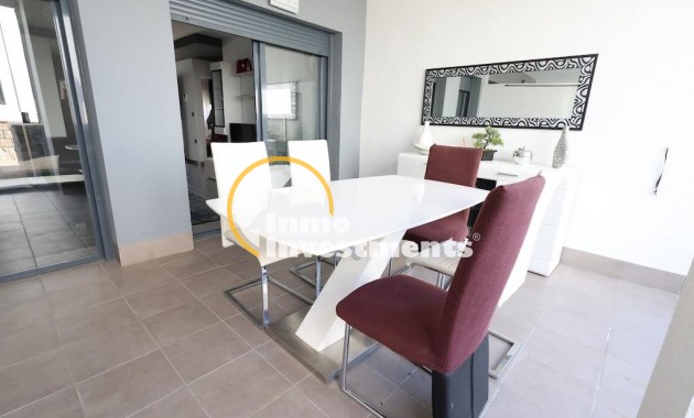 Resale - Apartment - Orihuela Costa - La Zenia
