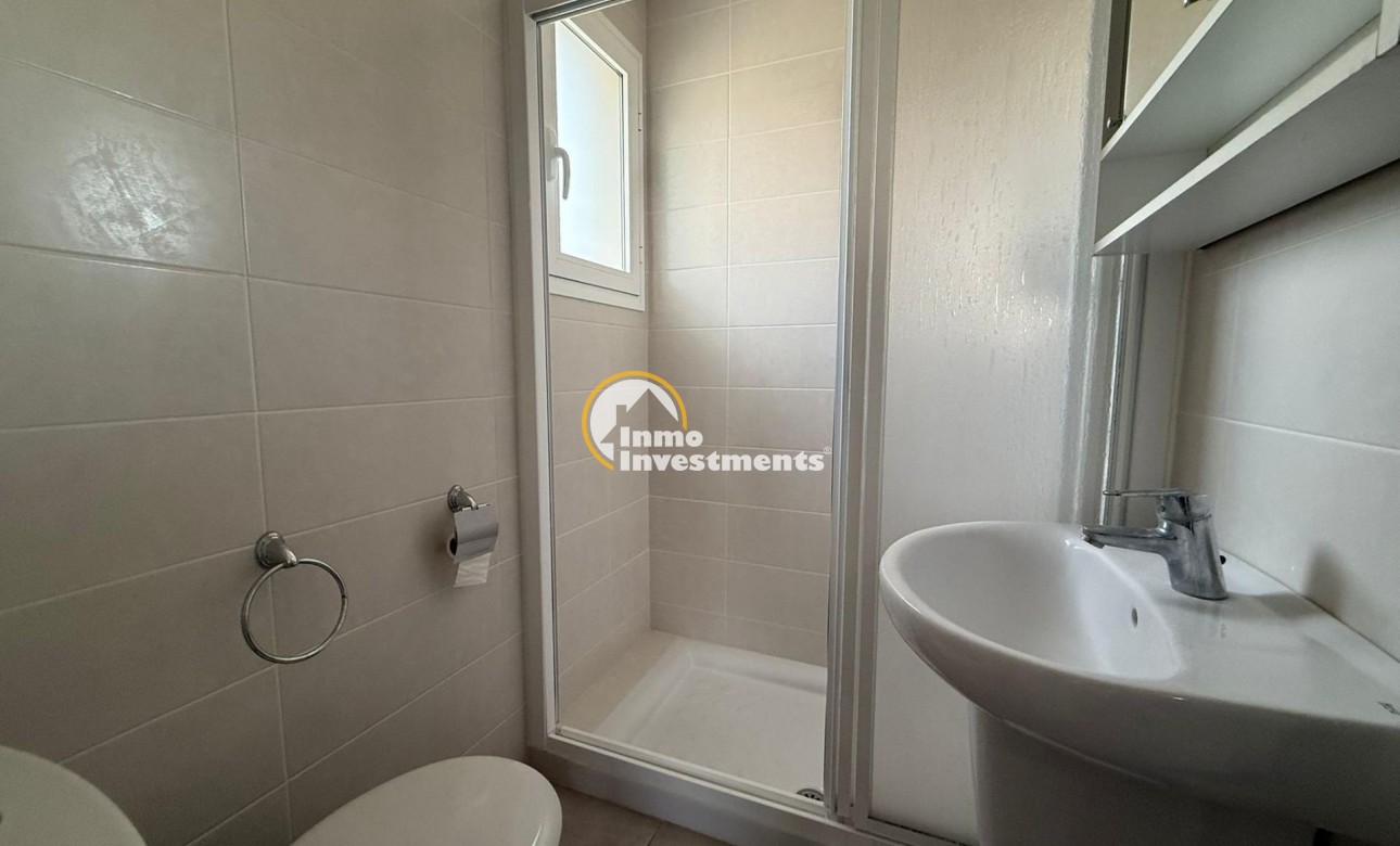 Reventa - Bungalow - Torrevieja - Aguas Nuevas