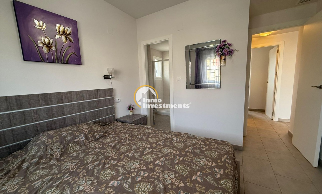 Reventa - Bungalow - Torrevieja - Aguas Nuevas