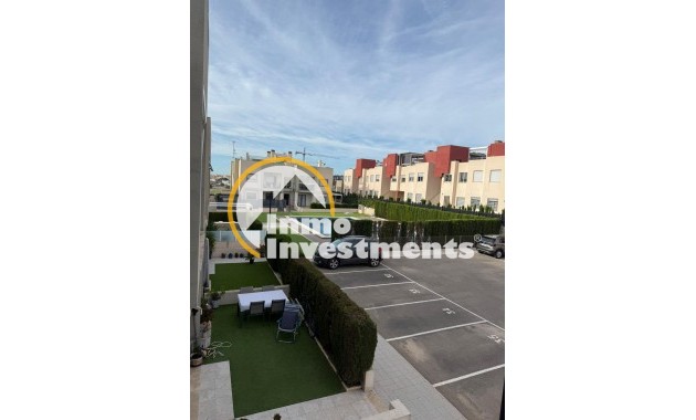 Reventa - Bungalow - Torrevieja - Aguas Nuevas